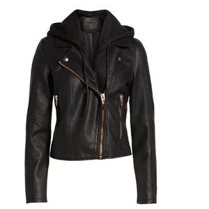 🔥 HOT vegan leather moto jacket with removable hood! Gorgeous gold details. NWT